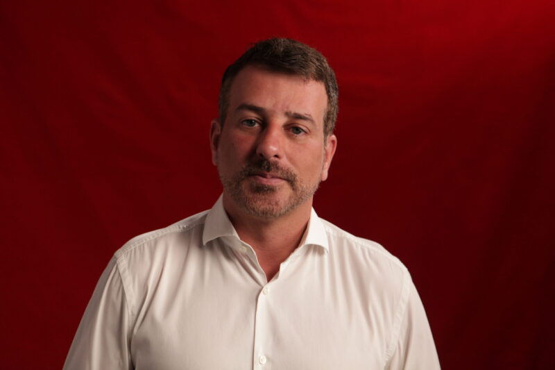 Read more about the article Rio lidera queda nos casos de HIV e vira cenário de campanha histórica no Carnaval 2026