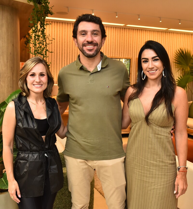Magally Savattone, Felipe e Vanessa Laviz 