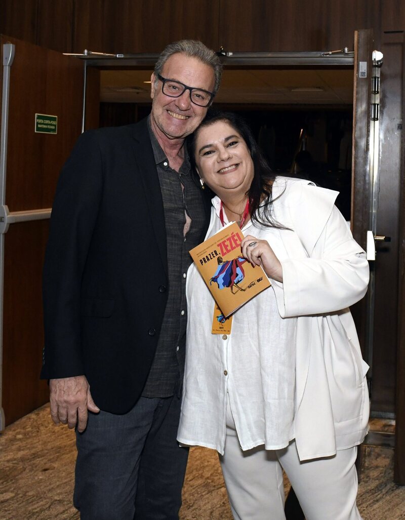 O casal Roberto Silva e Bianca De Felippes