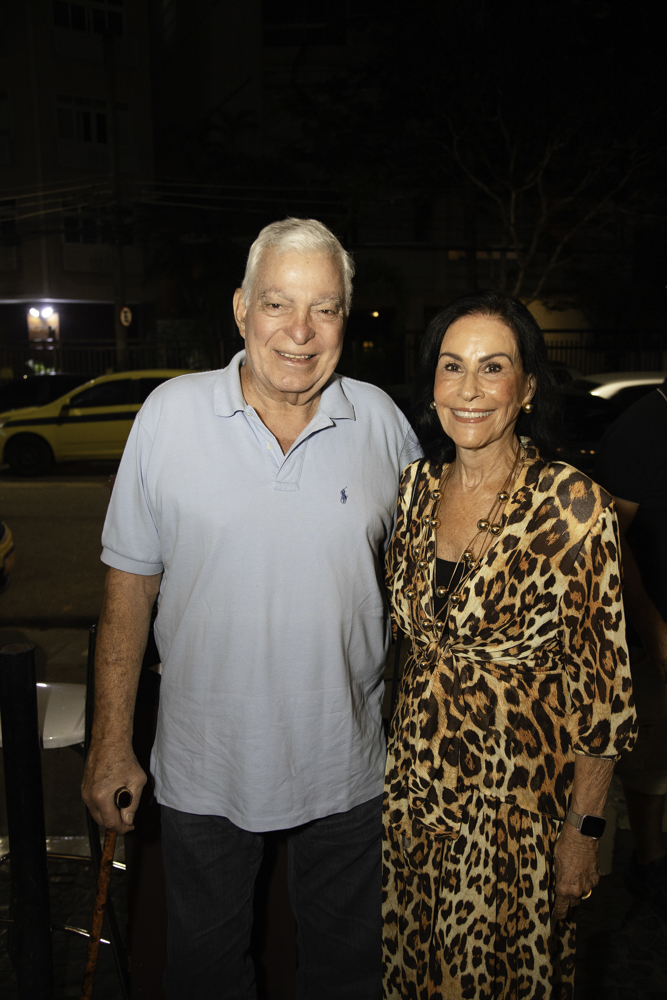 Afonso Pinto Guimarães e Beth Pinto Guimarães - O Pianista e o Poeta