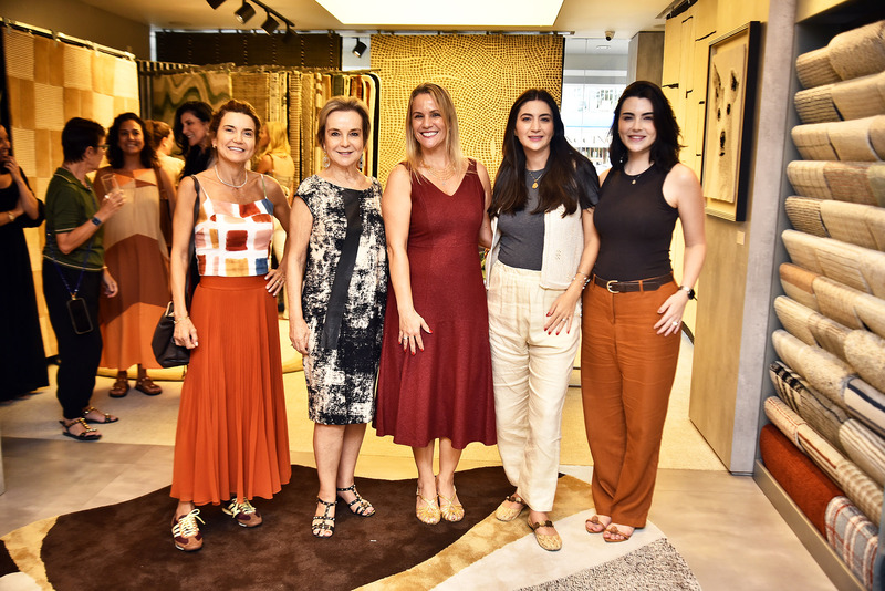 Flavia Marcoline, Bia Lettiere, Mariana Boiteux, Bruna Marcoline e Luiza Marcoline