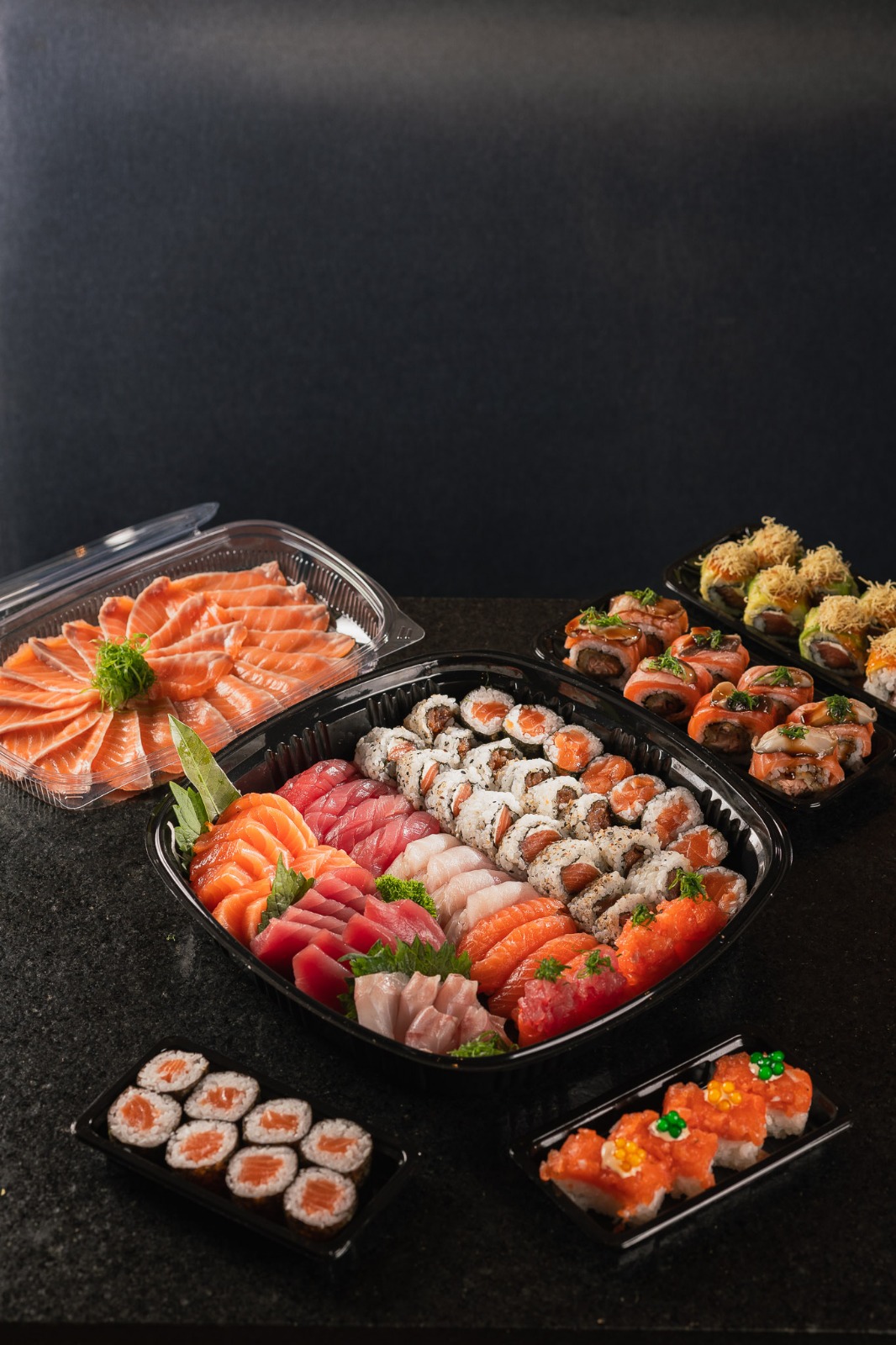 Read more about the article Peixoto Sushi entra no clima da Copa do Mundo com menu temático e combos exclusivos para os dias de jogo