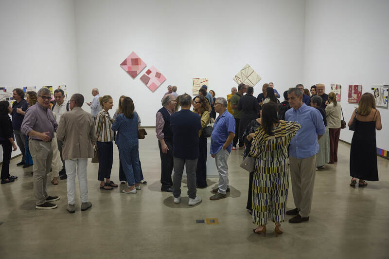 Read more about the article Luciano Figueiredo celebra 60 anos de trajetória com individual na Anita Schwartz Galeria de Arte