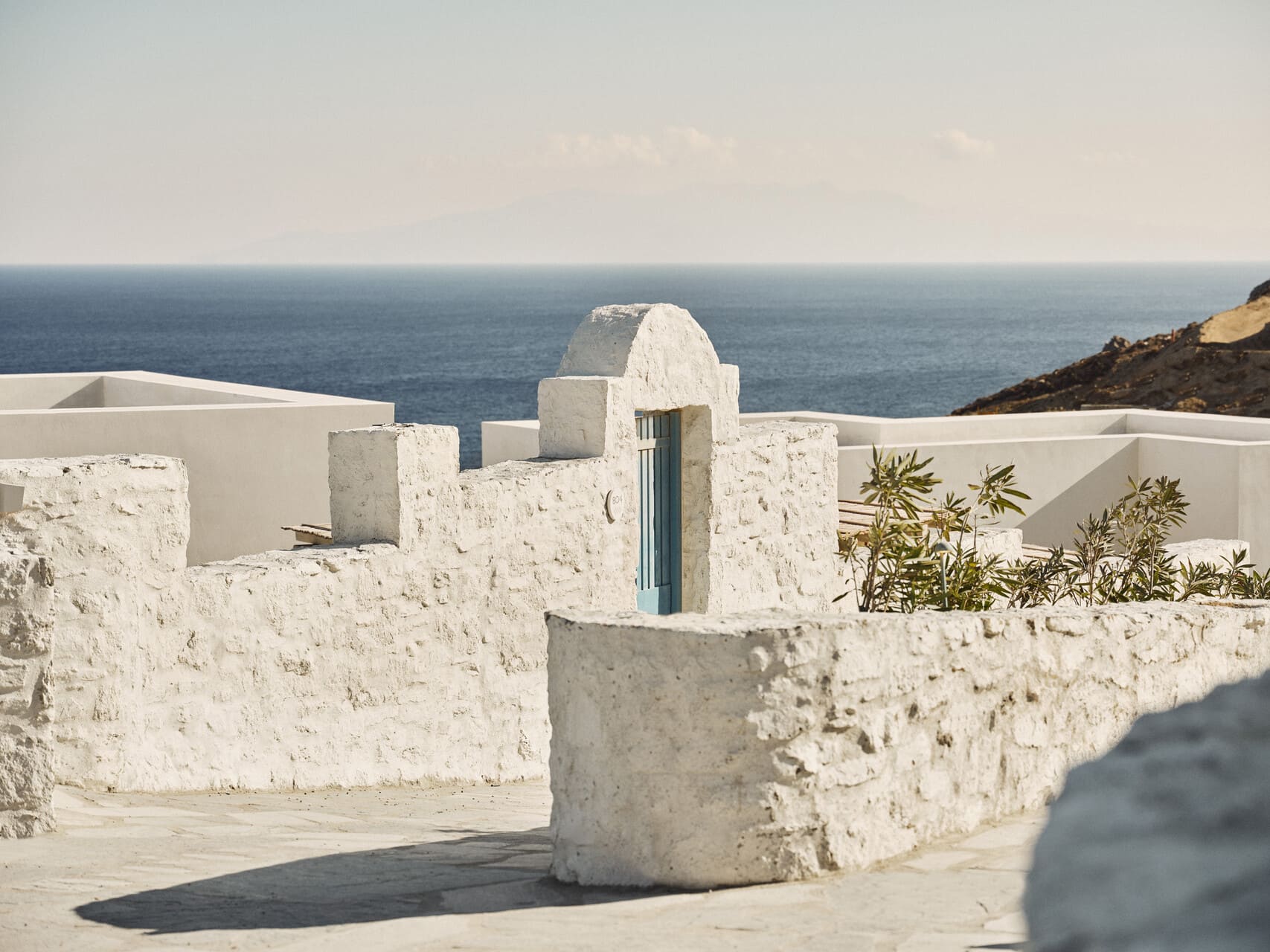 Read more about the article Reservas abertas: Four Seasons Hotel Mykonos inaugura novo estilo de luxo para o verão grego