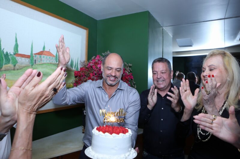 Read more about the article O jantar de aniversário do empresário Marcello Antunes no 1º de Maio