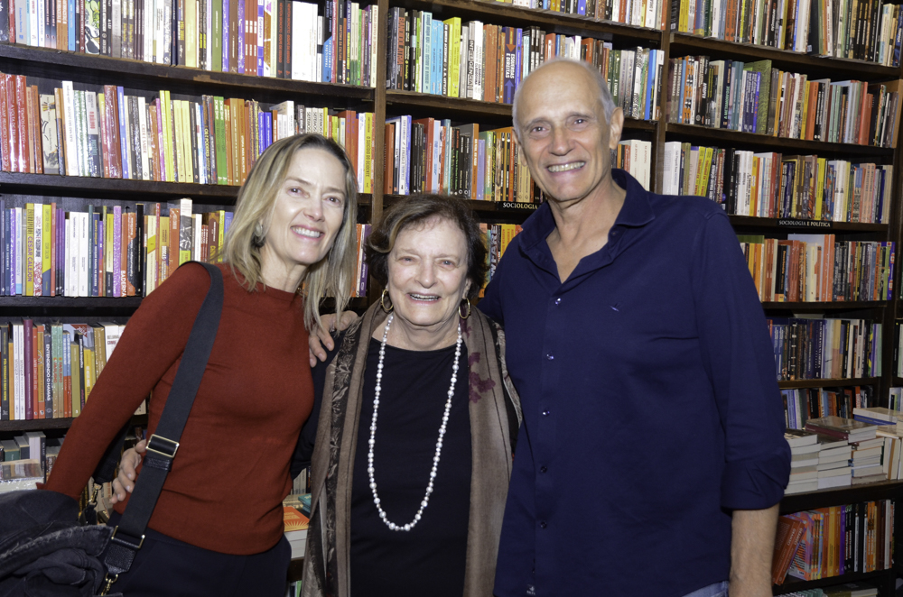 Read more about the article Um diário em aberto: Palestina o lançamento  nesta quarta-feira dia 13 de maio na Livraria da Travessa de Ipanema