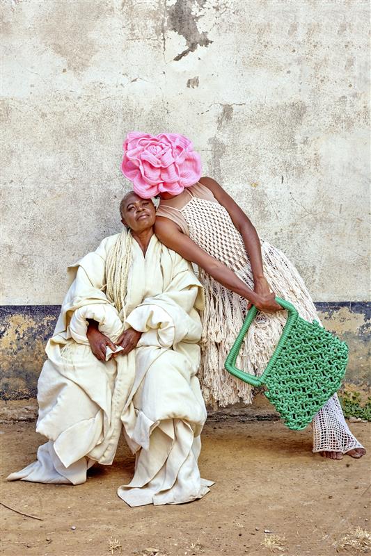 Look Vanhu Vamhe - Africa Now