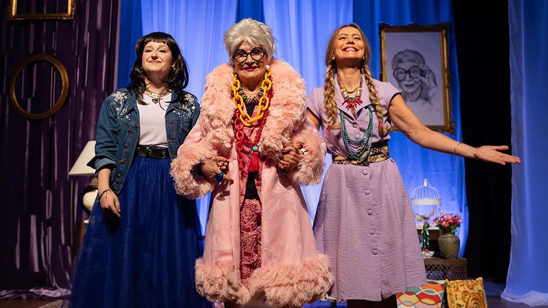 Sofia Mendonça, Rosamaria Murtinho e Simone Soares